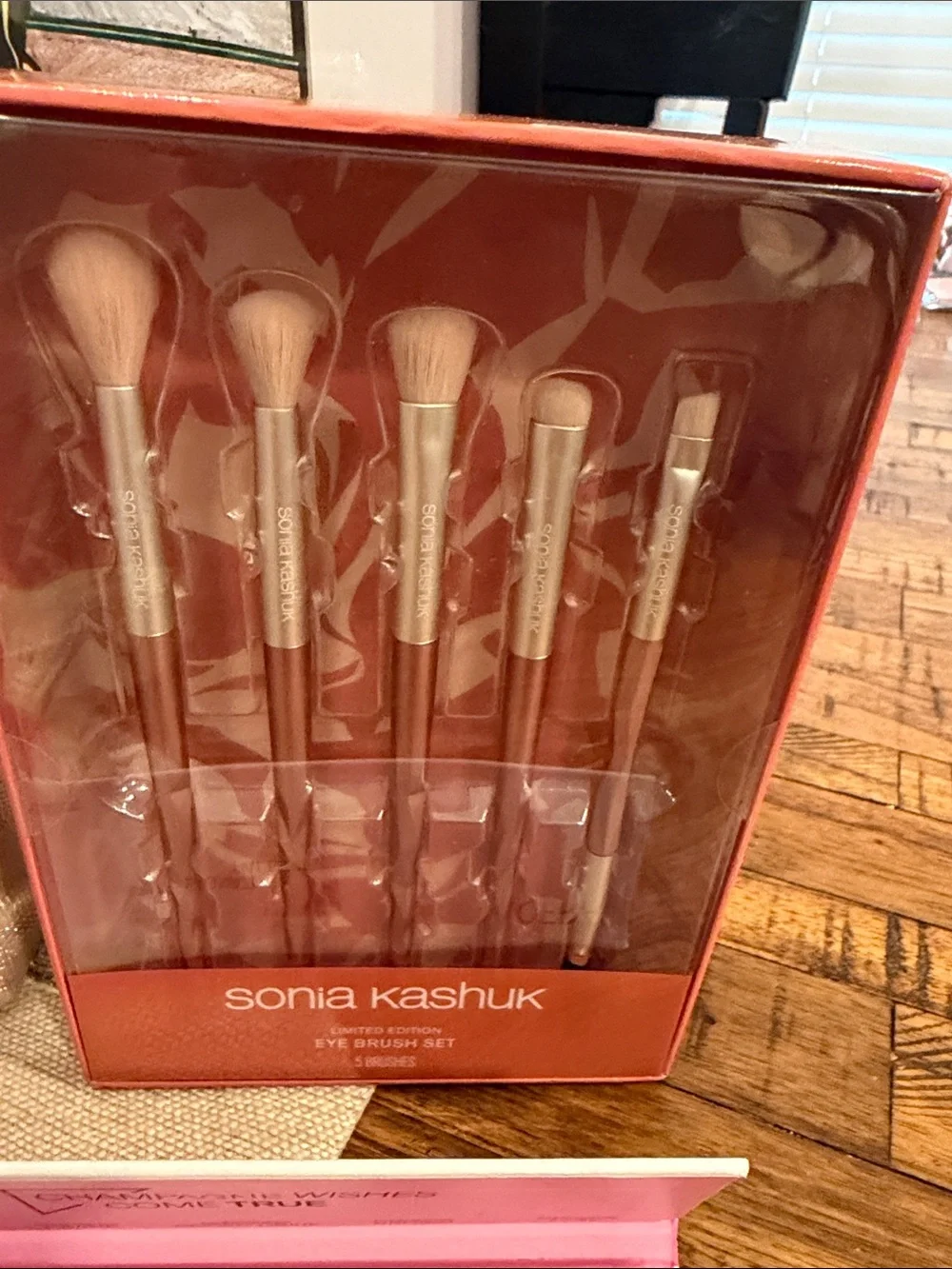 Lancôme cosmetic bag -Selfcare & beauty bundle